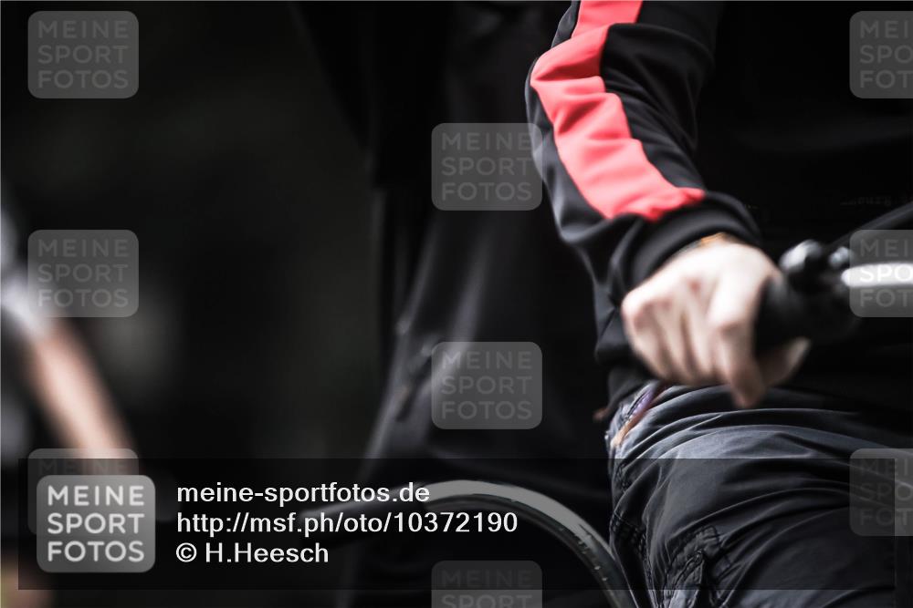 13.09.2026 - Stadtparktriathlon H.Heesch http://msf.ph/oto/10372190 13.09.2026 10:21:53 Radfahren 214, 234, 271, 332, 342, 371, 422 meine-sportfotos.de