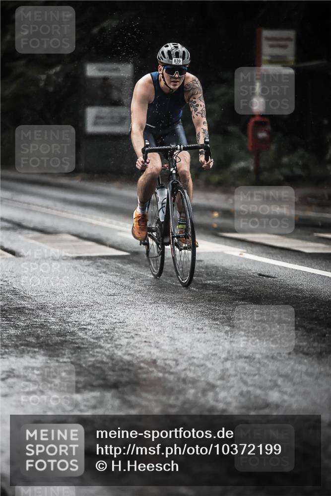 13.09.2026 - Stadtparktriathlon H.Heesch http://msf.ph/oto/10372199 13.09.2026 12:07:41 Radfahren 839, 960, 983, 1026, 1054 meine-sportfotos.de