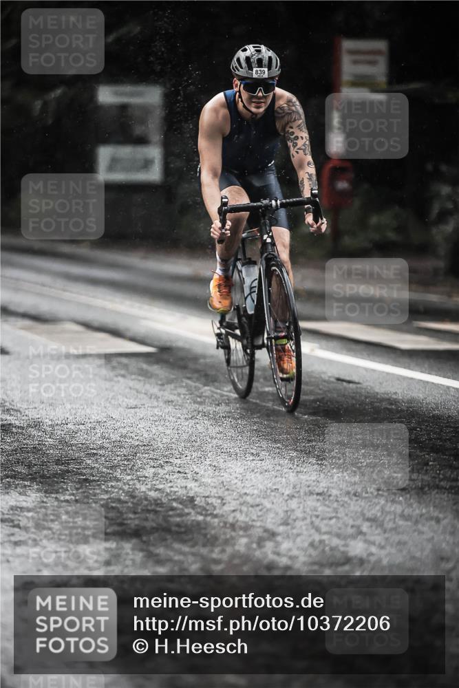 13.09.2026 - Stadtparktriathlon H.Heesch http://msf.ph/oto/10372206 13.09.2026 12:07:41 Radfahren 839, 960, 983, 1026, 1054 meine-sportfotos.de