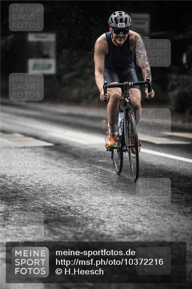 13.09.2026 - Stadtparktriathlon H.Heesch http://msf.ph/oto/10372216 13.09.2026 12:07:41 Radfahren 839, 960, 983, 1026, 1054 meine-sportfotos.de