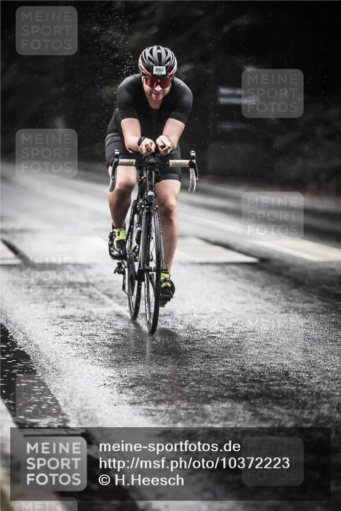 13.09.2026 - Stadtparktriathlon H.Heesch http://msf.ph/oto/10372223 13.09.2026 12:07:44 Radfahren 839, 870, 878, 960, 983, 1026 meine-sportfotos.de