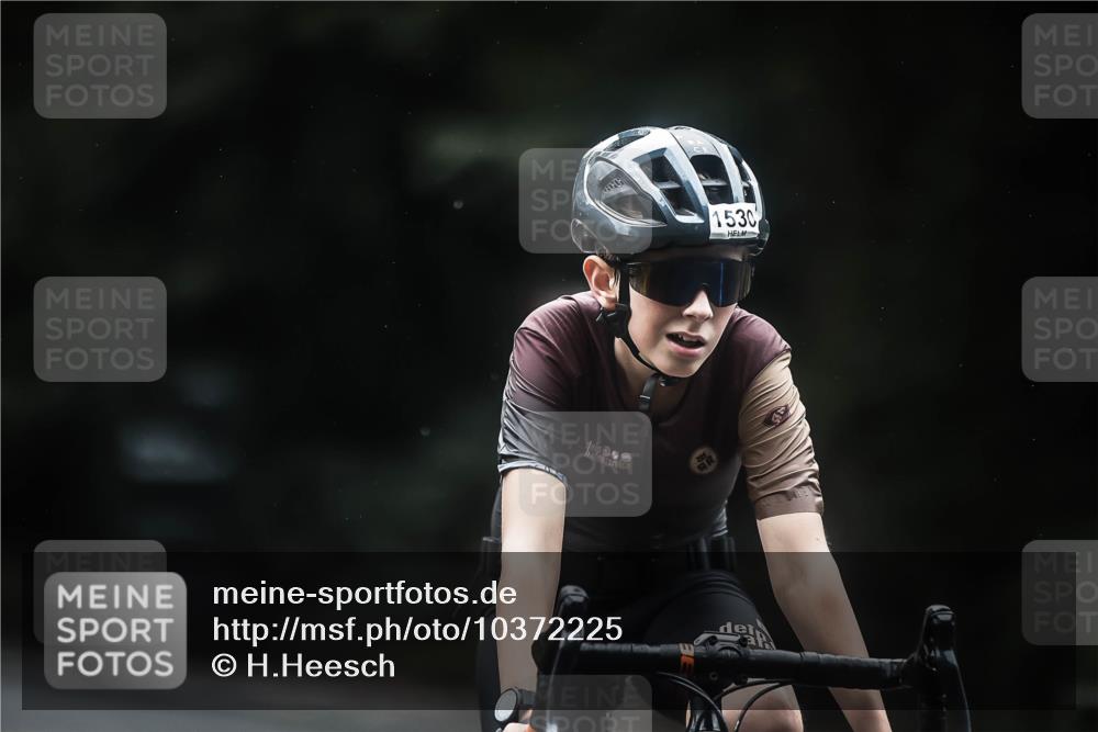13.09.2026 - Stadtparktriathlon H.Heesch http://msf.ph/oto/10372225 13.09.2026 13:27:21 Radfahren 1258, 1325, 1352, 1471, 1497, 1530 meine-sportfotos.de