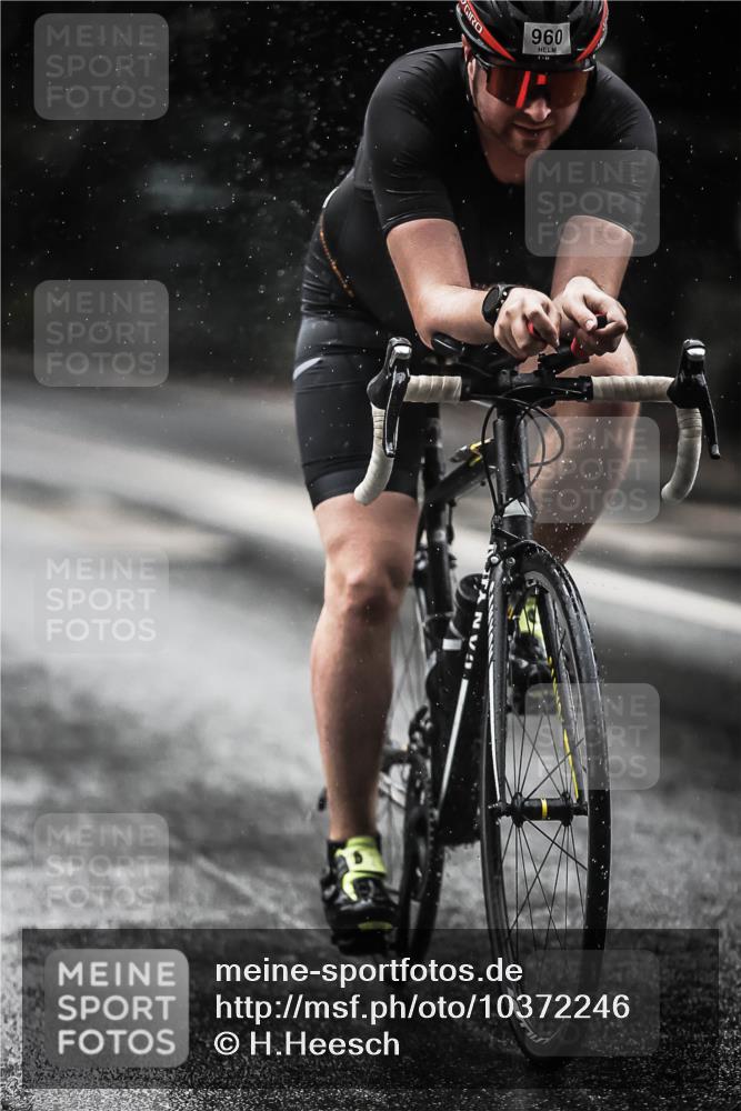 13.09.2026 - Stadtparktriathlon H.Heesch http://msf.ph/oto/10372246 13.09.2026 12:07:45 Radfahren 839, 870, 878, 960, 1026 meine-sportfotos.de