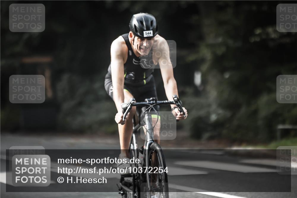 13.09.2026 - Stadtparktriathlon H.Heesch http://msf.ph/oto/10372254 13.09.2026 10:51:57 Radfahren 456, 483, 491, 510, 527, 544, 777 meine-sportfotos.de