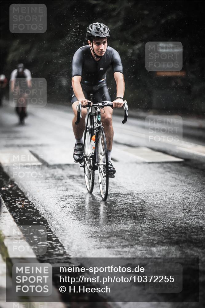 13.09.2026 - Stadtparktriathlon H.Heesch http://msf.ph/oto/10372255 13.09.2026 12:07:49 Radfahren 870, 878, 960, 1017, 1040 meine-sportfotos.de