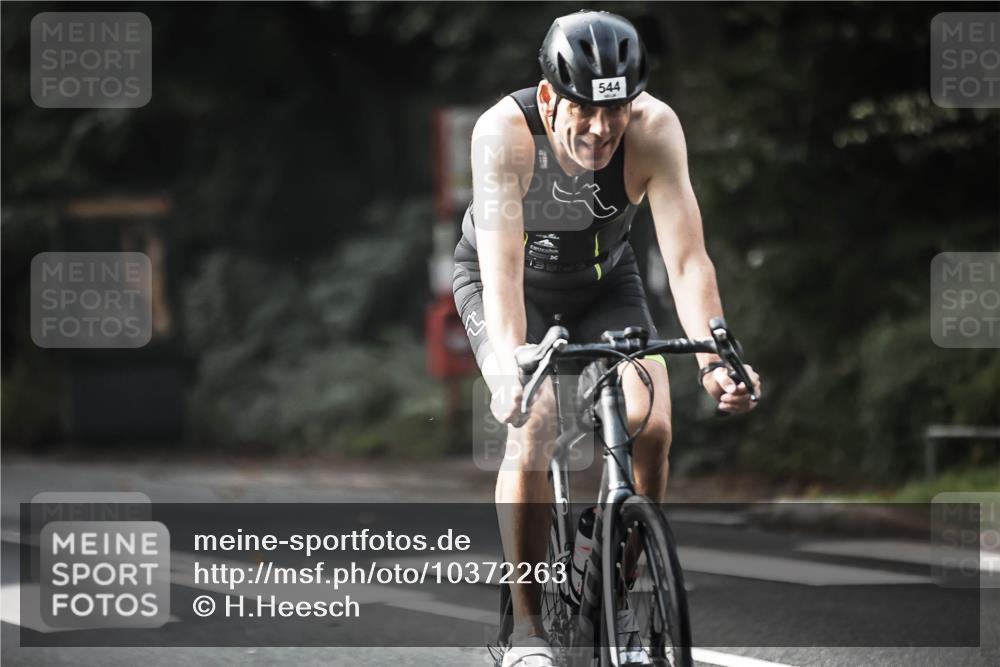 13.09.2026 - Stadtparktriathlon H.Heesch http://msf.ph/oto/10372263 13.09.2026 10:51:57 Radfahren 456, 483, 491, 510, 527, 544, 777 meine-sportfotos.de