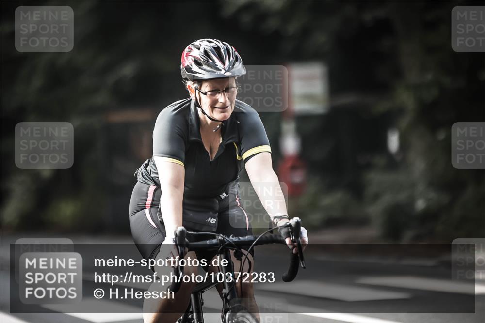 13.09.2026 - Stadtparktriathlon H.Heesch http://msf.ph/oto/10372283 13.09.2026 10:51:58 Radfahren 456, 491, 510, 527, 544, 777 meine-sportfotos.de