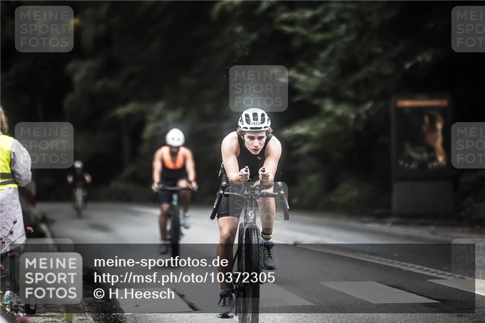 13.09.2026 - Stadtparktriathlon H.Heesch http://msf.ph/oto/10372305 13.09.2026 13:27:29 Radfahren 1325, 1357, 1429, 1471 meine-sportfotos.de