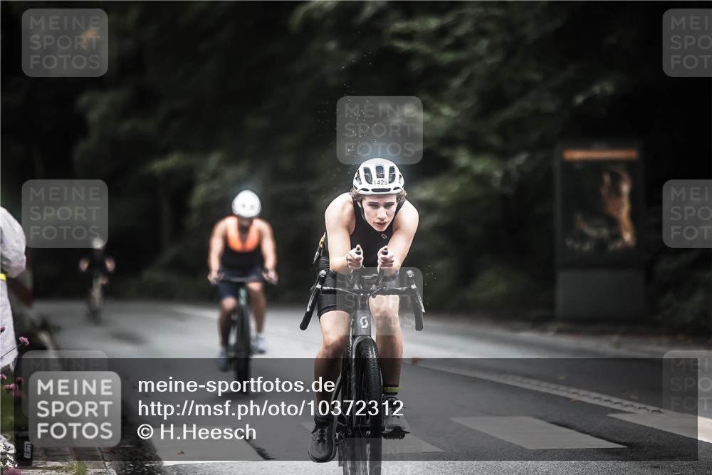 13.09.2026 - Stadtparktriathlon H.Heesch http://msf.ph/oto/10372312 13.09.2026 13:27:29 Radfahren 1325, 1357, 1429, 1471 meine-sportfotos.de