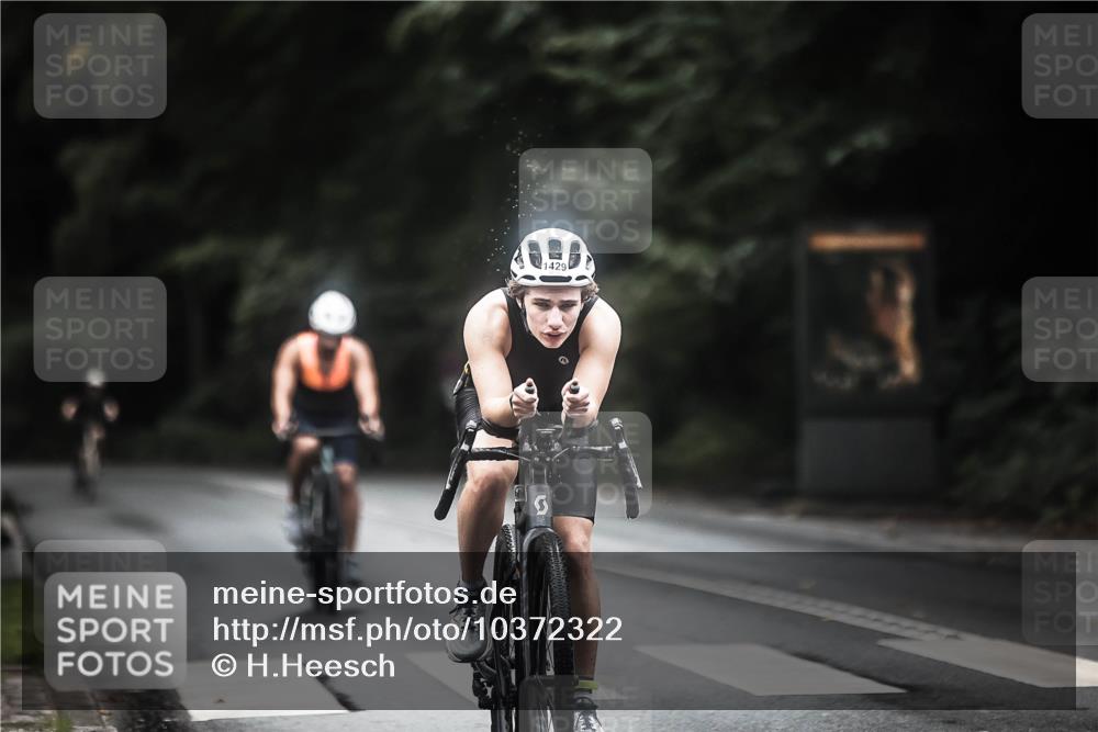 13.09.2026 - Stadtparktriathlon H.Heesch http://msf.ph/oto/10372322 13.09.2026 13:27:29 Radfahren 1325, 1357, 1429, 1471 meine-sportfotos.de