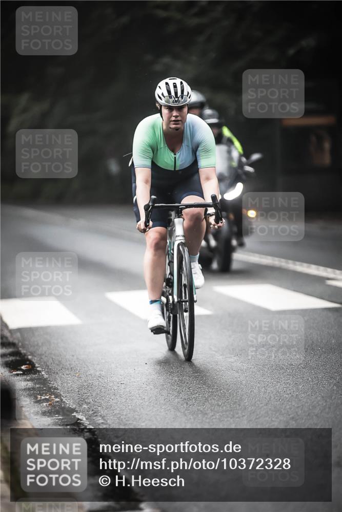 13.09.2026 - Stadtparktriathlon H.Heesch http://msf.ph/oto/10372328 13.09.2026 10:22:04 Radfahren 252, 371, 449 meine-sportfotos.de
