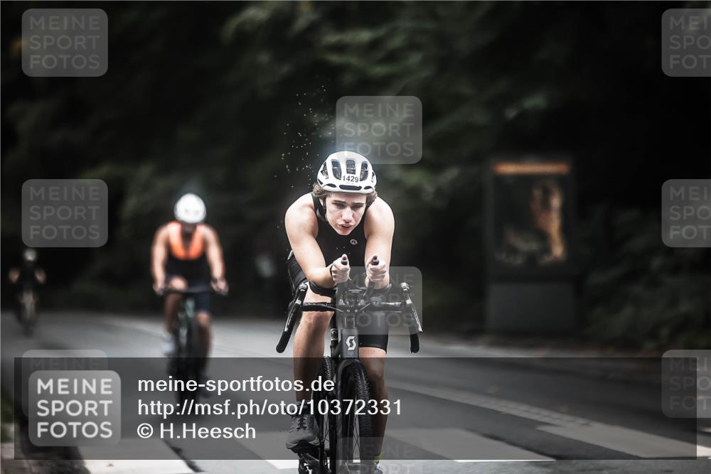 13.09.2026 - Stadtparktriathlon H.Heesch http://msf.ph/oto/10372331 13.09.2026 13:27:29 Radfahren 1325, 1357, 1429, 1471 meine-sportfotos.de
