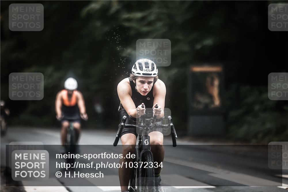 13.09.2026 - Stadtparktriathlon H.Heesch http://msf.ph/oto/10372334 13.09.2026 13:27:29 Radfahren 1325, 1357, 1429, 1471 meine-sportfotos.de