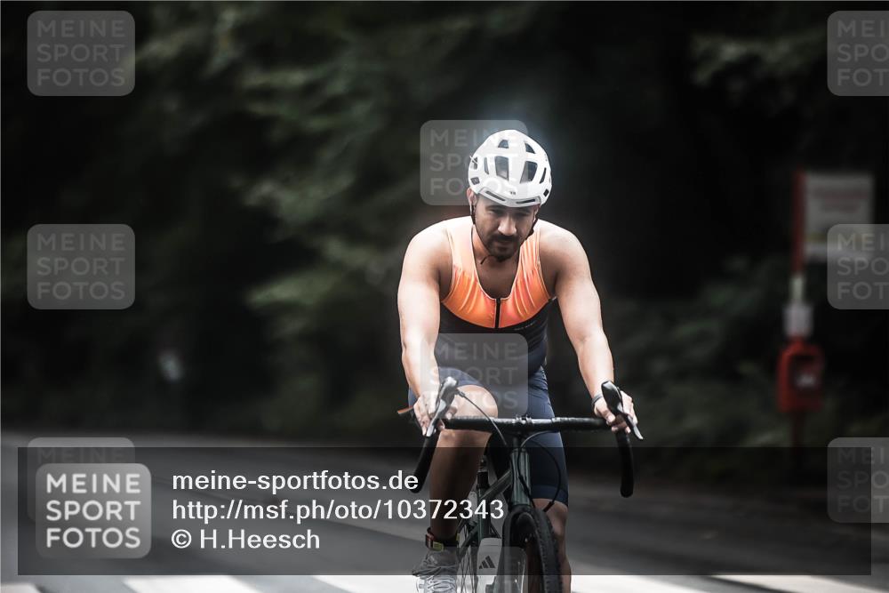 13.09.2026 - Stadtparktriathlon H.Heesch http://msf.ph/oto/10372343 13.09.2026 13:27:32 Radfahren 1357, 1429, 1471 meine-sportfotos.de