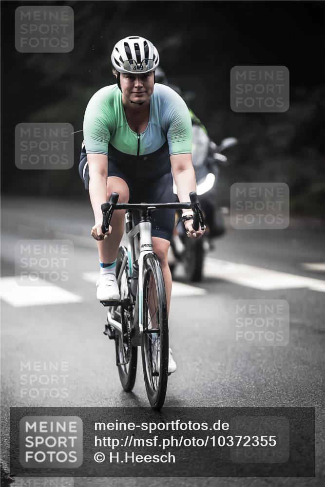 13.09.2026 - Stadtparktriathlon H.Heesch http://msf.ph/oto/10372355 13.09.2026 10:22:04 Radfahren 252, 371, 449 meine-sportfotos.de
