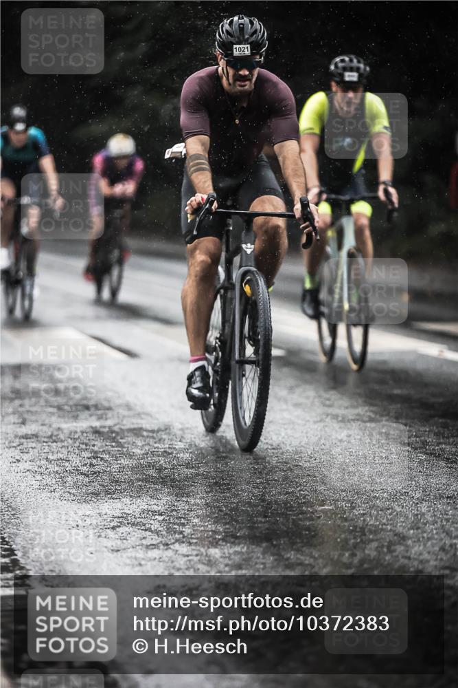 13.09.2026 - Stadtparktriathlon H.Heesch http://msf.ph/oto/10372383 13.09.2026 12:07:56 Radfahren 829, 866, 985, 1017, 1021, 1022, 1040 meine-sportfotos.de