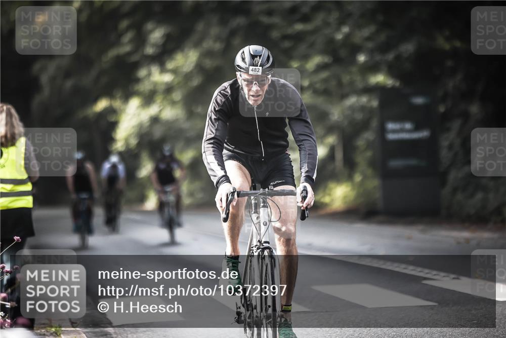 13.09.2026 - Stadtparktriathlon H.Heesch http://msf.ph/oto/10372397 13.09.2026 10:52:07 Radfahren 469, 482, 523, 578, 777 meine-sportfotos.de