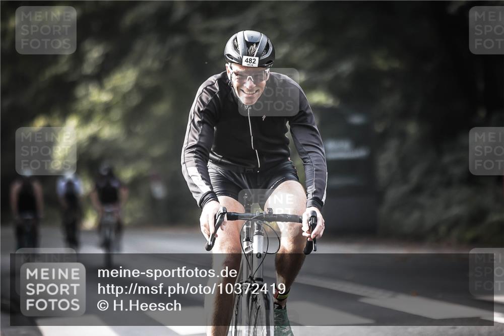13.09.2026 - Stadtparktriathlon H.Heesch http://msf.ph/oto/10372419 13.09.2026 10:52:07 Radfahren 469, 482, 523, 578, 777 meine-sportfotos.de