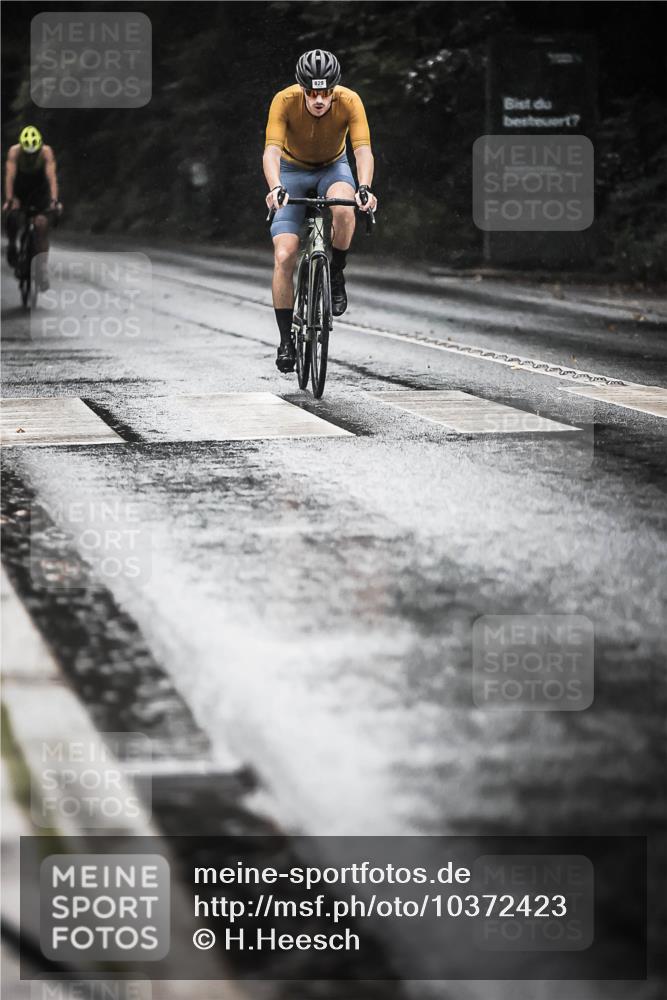 13.09.2026 - Stadtparktriathlon H.Heesch http://msf.ph/oto/10372423 13.09.2026 12:07:59 Radfahren 829, 866, 985, 1017, 1021, 1022, 1068 meine-sportfotos.de