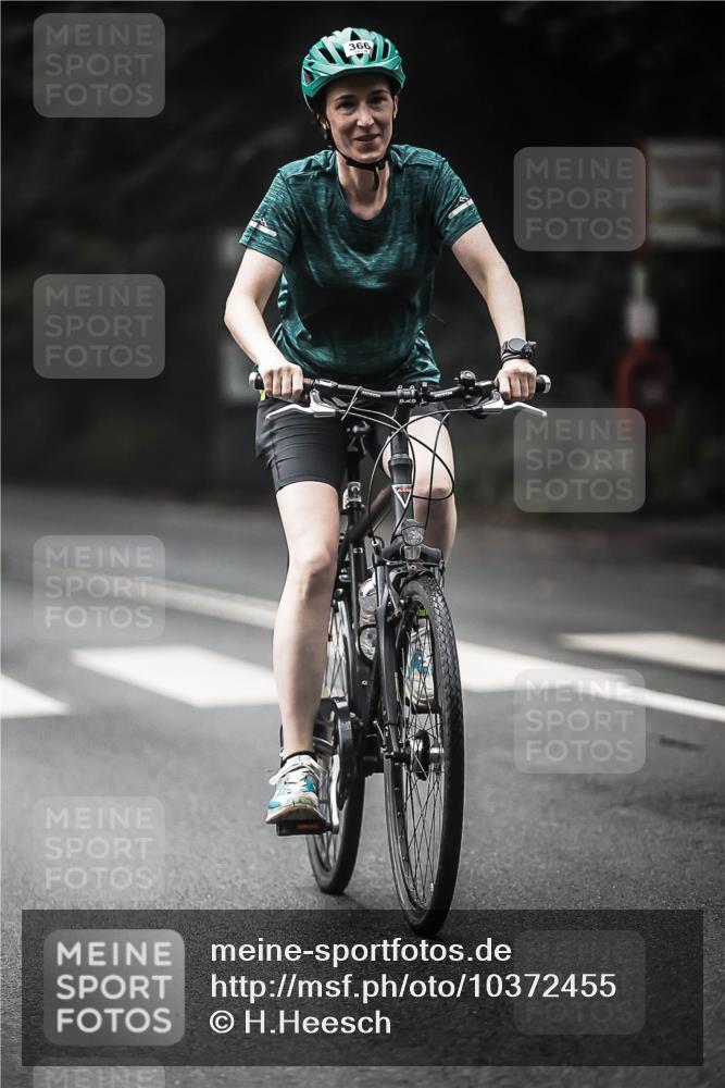 13.09.2026 - Stadtparktriathlon H.Heesch http://msf.ph/oto/10372455 13.09.2026 10:22:12 Radfahren 252, 366 meine-sportfotos.de