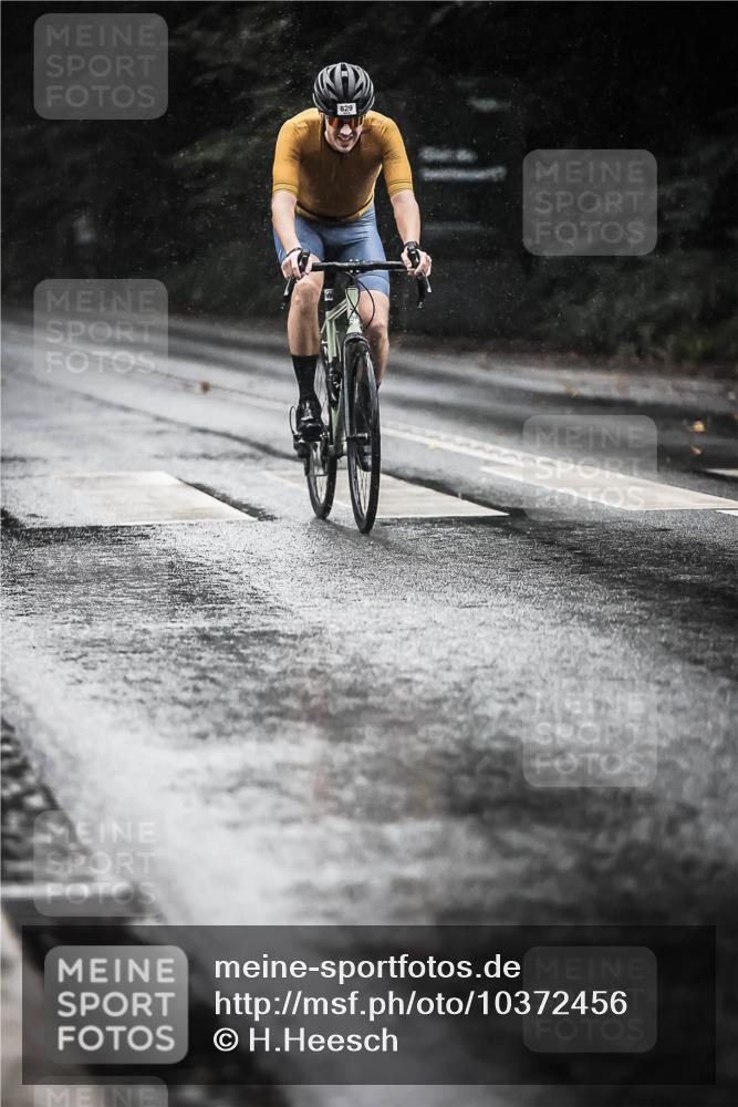 13.09.2026 - Stadtparktriathlon H.Heesch http://msf.ph/oto/10372456 13.09.2026 12:08:00 Radfahren 829, 866, 985, 1017, 1021, 1022, 1068 meine-sportfotos.de
