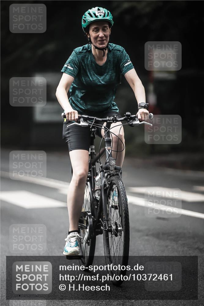 13.09.2026 - Stadtparktriathlon H.Heesch http://msf.ph/oto/10372461 13.09.2026 10:22:12 Radfahren 252, 366 meine-sportfotos.de