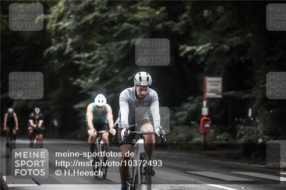 13.09.2026 - Stadtparktriathlon H.Heesch http://msf.ph/oto/10372493 13.09.2026 13:27:49 Radfahren 1322, 1323, 1326, 1397, 1401, 1505 meine-sportfotos.de