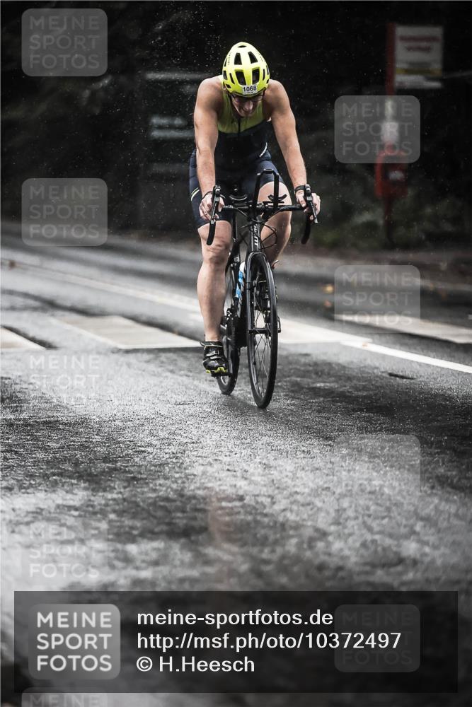 13.09.2026 - Stadtparktriathlon H.Heesch http://msf.ph/oto/10372497 13.09.2026 12:08:03 Radfahren 829, 866, 985, 1022, 1068 meine-sportfotos.de