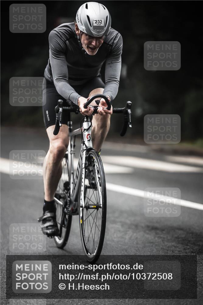 13.09.2026 - Stadtparktriathlon H.Heesch http://msf.ph/oto/10372508 13.09.2026 10:22:19 Radfahren 232, 297, 299, 464 meine-sportfotos.de