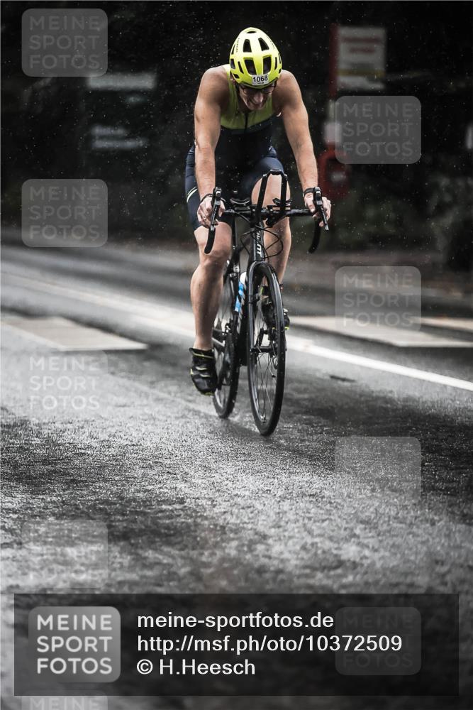 13.09.2026 - Stadtparktriathlon H.Heesch http://msf.ph/oto/10372509 13.09.2026 12:08:03 Radfahren 829, 866, 985, 1022, 1068 meine-sportfotos.de