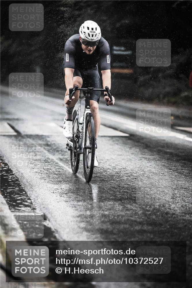 13.09.2026 - Stadtparktriathlon H.Heesch http://msf.ph/oto/10372527 13.09.2026 12:08:17 Radfahren 1006, 1050 meine-sportfotos.de