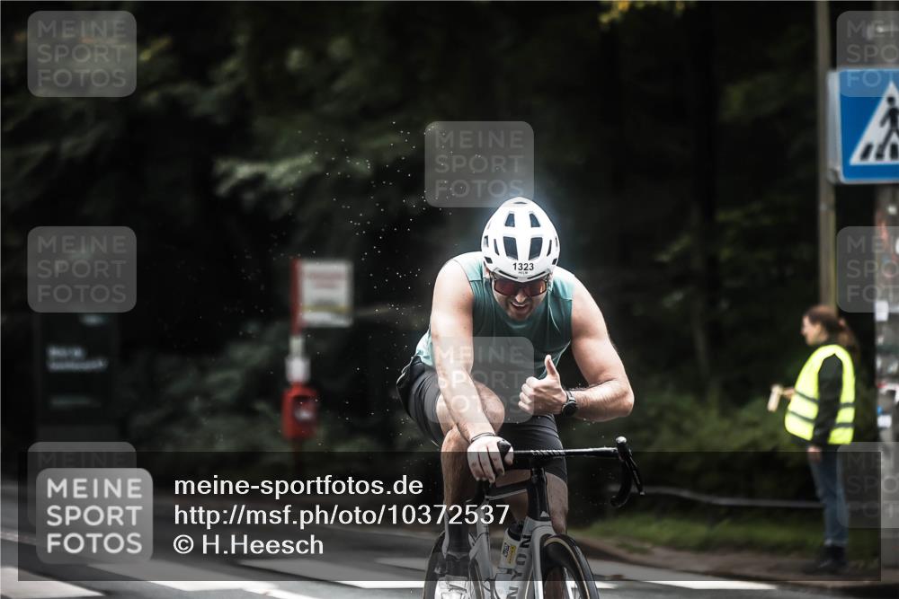 13.09.2026 - Stadtparktriathlon H.Heesch http://msf.ph/oto/10372537 13.09.2026 13:27:51 Radfahren 1322, 1323, 1326, 1397, 1401, 1460 meine-sportfotos.de
