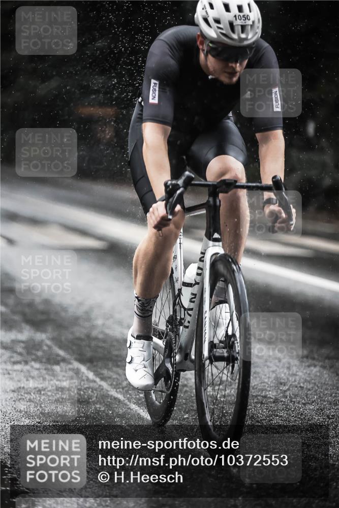 13.09.2026 - Stadtparktriathlon H.Heesch http://msf.ph/oto/10372553 13.09.2026 12:08:17 Radfahren 1006, 1050 meine-sportfotos.de