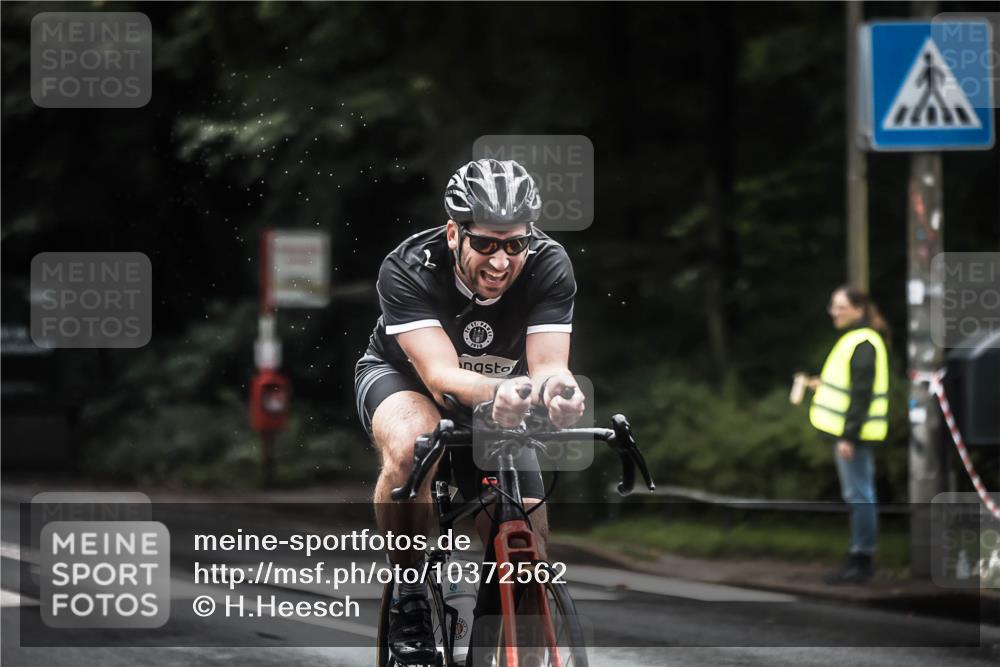 13.09.2026 - Stadtparktriathlon H.Heesch http://msf.ph/oto/10372562 13.09.2026 13:27:52 Radfahren 1322, 1323, 1326, 1397, 1401, 1460 meine-sportfotos.de