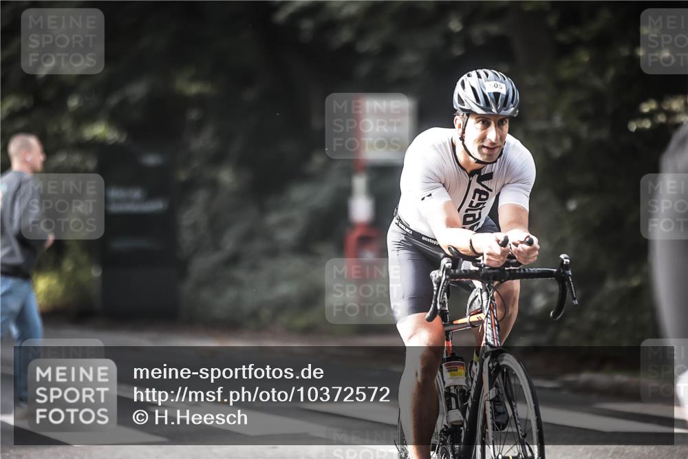 13.09.2026 - Stadtparktriathlon H.Heesch http://msf.ph/oto/10372572 13.09.2026 10:52:17 Radfahren 463, 469, 505, 523, 564, 578 meine-sportfotos.de