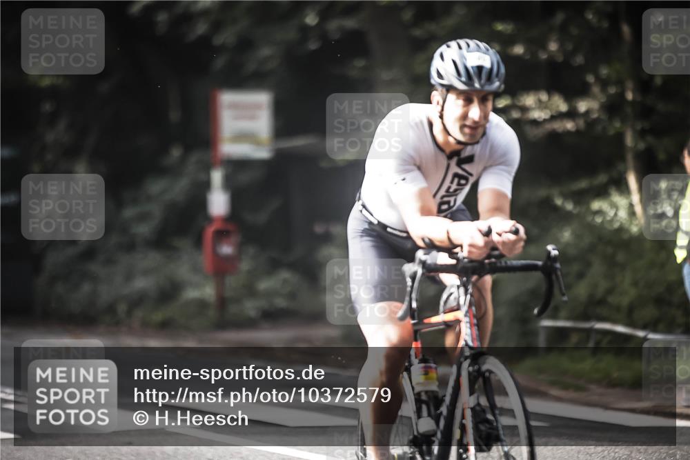 13.09.2026 - Stadtparktriathlon H.Heesch http://msf.ph/oto/10372579 13.09.2026 10:52:17 Radfahren 463, 469, 505, 523, 564, 578 meine-sportfotos.de