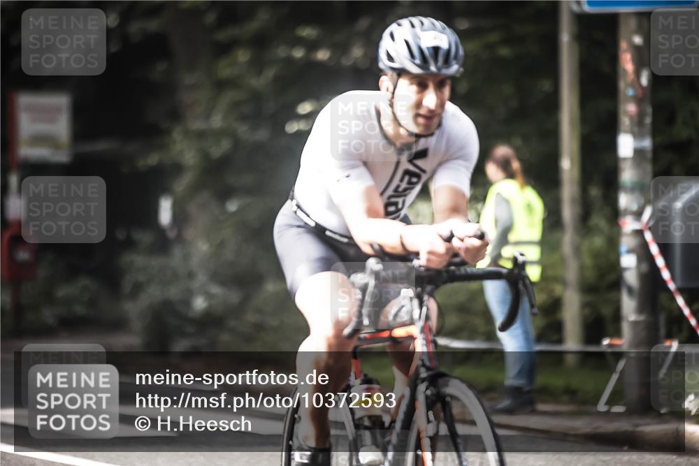 13.09.2026 - Stadtparktriathlon H.Heesch http://msf.ph/oto/10372593 13.09.2026 10:52:17 Radfahren 463, 469, 505, 523, 564, 578 meine-sportfotos.de