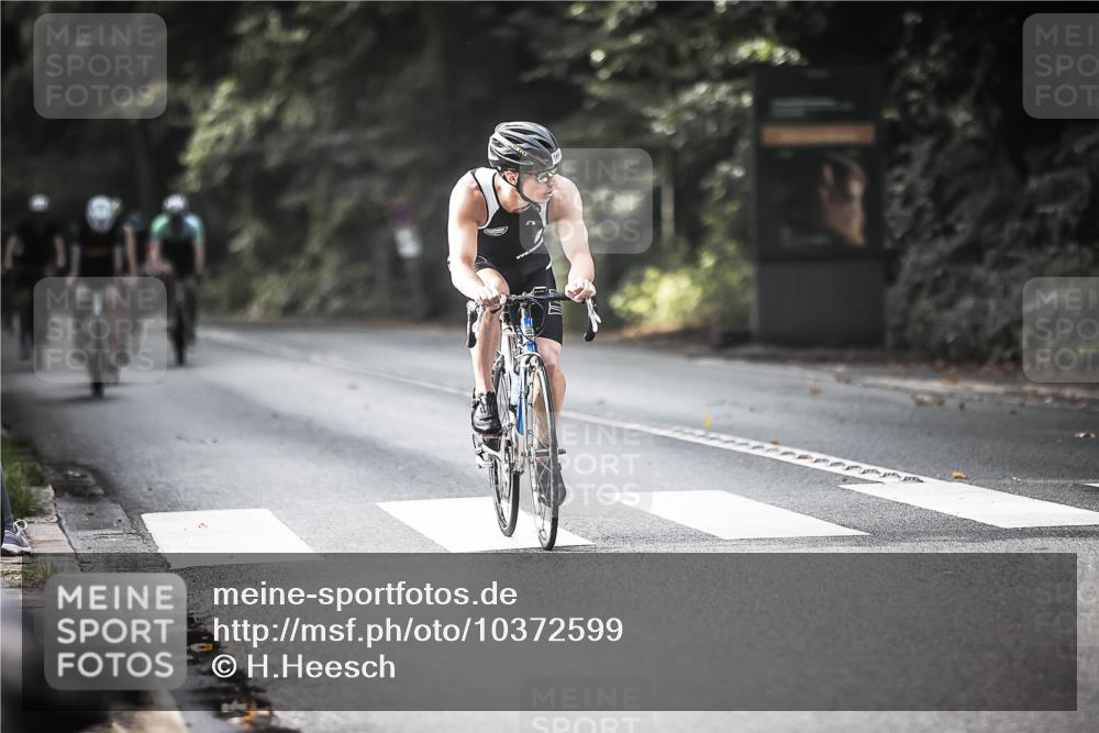 13.09.2026 - Stadtparktriathlon H.Heesch http://msf.ph/oto/10372599 13.09.2026 10:52:23 Radfahren 490, 505, 564, 568, 575, 581 meine-sportfotos.de