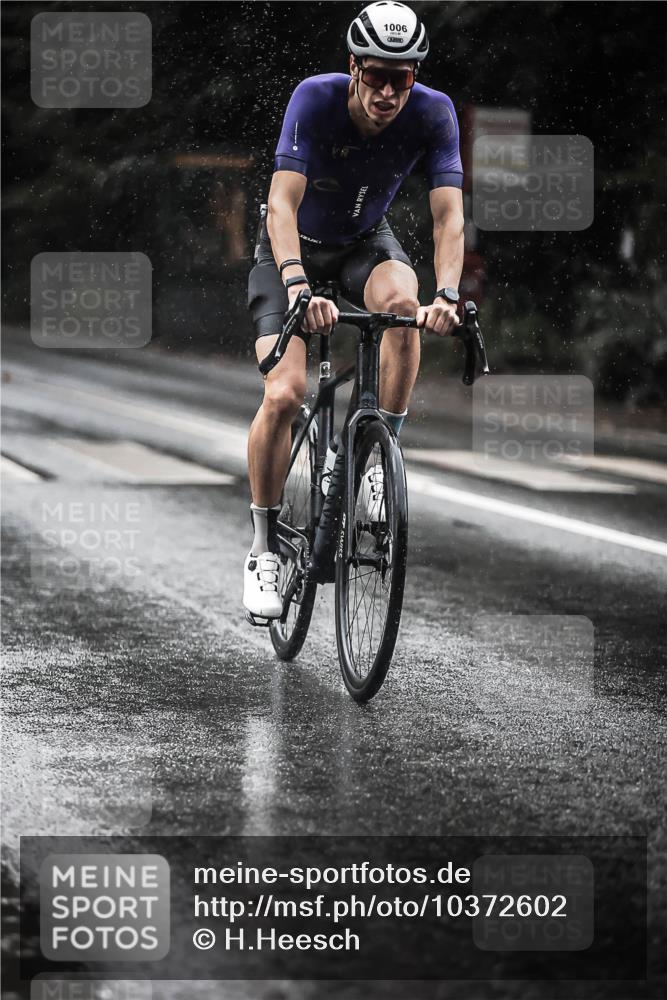13.09.2026 - Stadtparktriathlon H.Heesch http://msf.ph/oto/10372602 13.09.2026 12:08:21 Radfahren 1006, 1050 meine-sportfotos.de