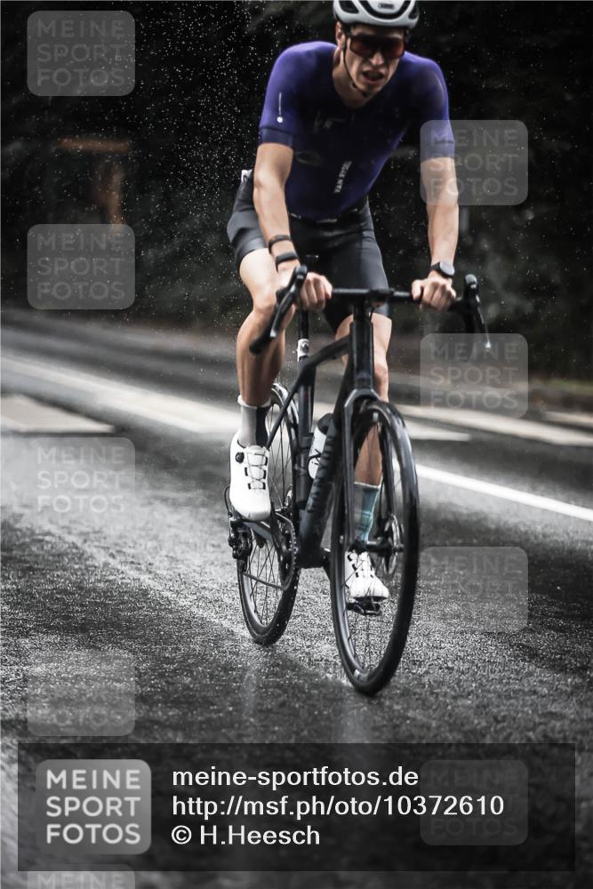 13.09.2026 - Stadtparktriathlon H.Heesch http://msf.ph/oto/10372610 13.09.2026 12:08:21 Radfahren 1006, 1050 meine-sportfotos.de