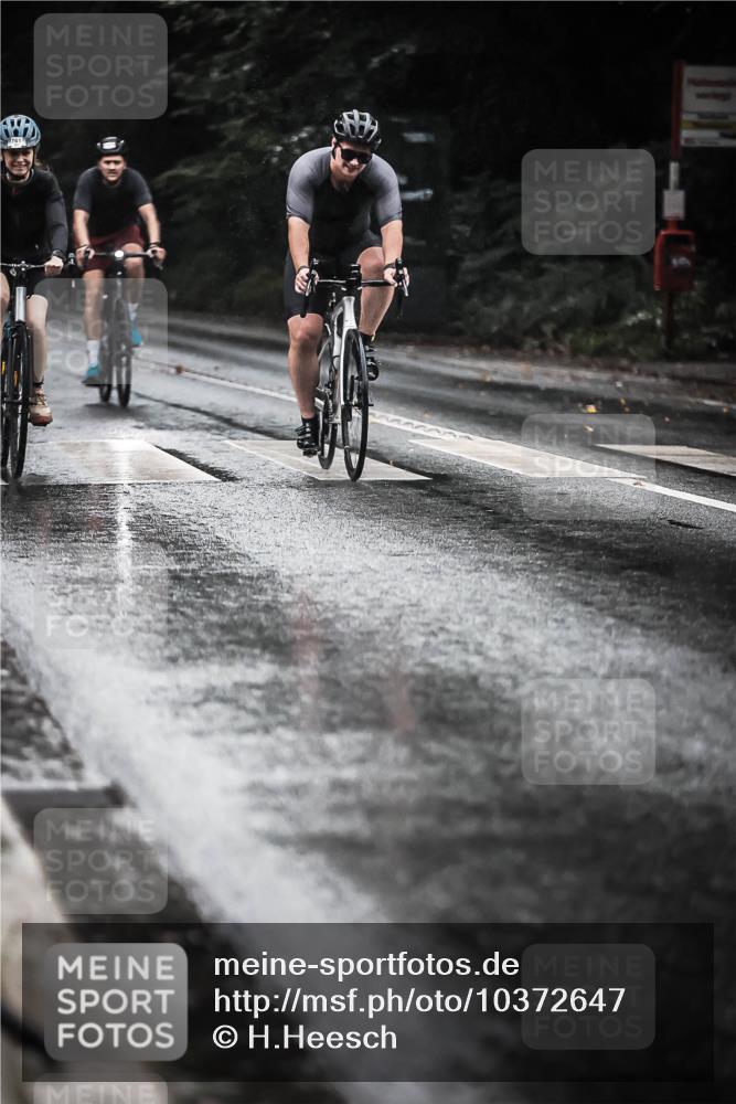 13.09.2026 - Stadtparktriathlon H.Heesch http://msf.ph/oto/10372647 13.09.2026 12:08:27 Radfahren 761, 961, 969, 1058 meine-sportfotos.de