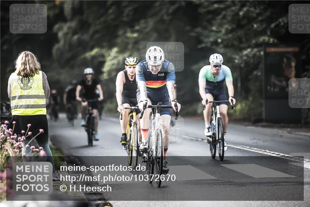 13.09.2026 - Stadtparktriathlon H.Heesch http://msf.ph/oto/10372670 13.09.2026 10:52:26 Radfahren 371, 490, 502, 564, 568, 575, 581 meine-sportfotos.de