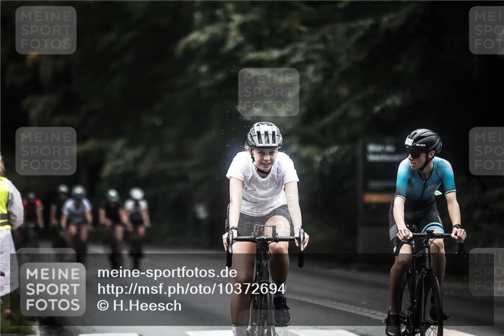 13.09.2026 - Stadtparktriathlon H.Heesch http://msf.ph/oto/10372694 13.09.2026 13:28:02 Radfahren 1334, 1347, 1348, 1355, 1356, 1364, 1448, 1460, 1521 meine-sportfotos.de