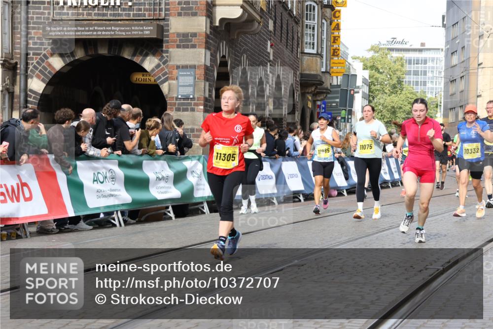 13.09.2026 - 21. swb-Marathon Bremen Strokosch-Dieckow http://msf.ph/oto/10372707 13.09.2026 11:01:48 Ziel 10181, 10251, 10497, 10560, 10647, 10648, 10678, 11324, 11459, 11467, 11550, 11551, 11666, 11788, 11796, 11798, 11969, 11970, 12047, 12062, 10257, 10409, 10444, 10500, 10617, 10803, 10817, 10924, 11115, 11268, 11369, 11436, 11859, 12016, 12095, 12145, 12360, 12412, 12466, 12506 meine-sportfotos.de