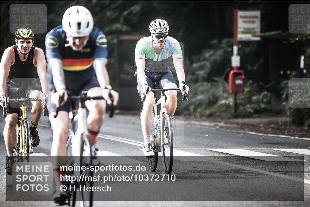 13.09.2026 - Stadtparktriathlon H.Heesch http://msf.ph/oto/10372710 13.09.2026 10:52:27 Radfahren 371, 490, 502, 518, 564, 568, 575, 581, 584 meine-sportfotos.de
