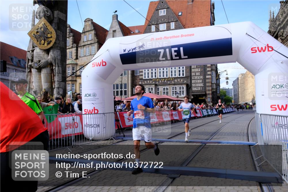 13.09.2026 - 21. swb-Marathon Bremen Tim E. http://msf.ph/oto/10372722 13.09.2026 13:09:47 Ziel 1034, 3197, 4473, 4895, 5111, 6652, 8759, 9789, 9866 meine-sportfotos.de