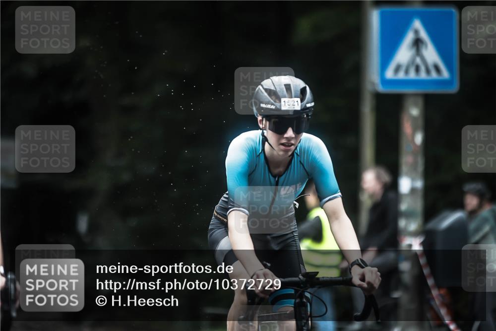 13.09.2026 - Stadtparktriathlon H.Heesch http://msf.ph/oto/10372729 13.09.2026 13:28:02 Radfahren 1334, 1347, 1348, 1355, 1356, 1364, 1448, 1460, 1521 meine-sportfotos.de