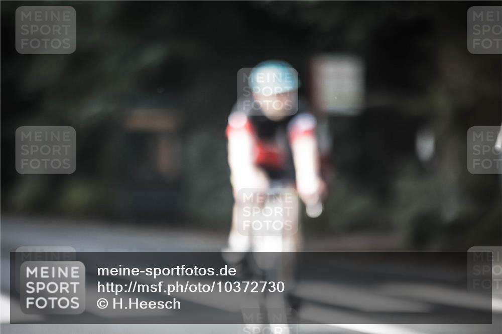 13.09.2026 - Stadtparktriathlon H.Heesch http://msf.ph/oto/10372730 13.09.2026 10:52:29 Radfahren 371, 412, 479, 490, 502, 518, 564, 568, 575, 581, 584 meine-sportfotos.de