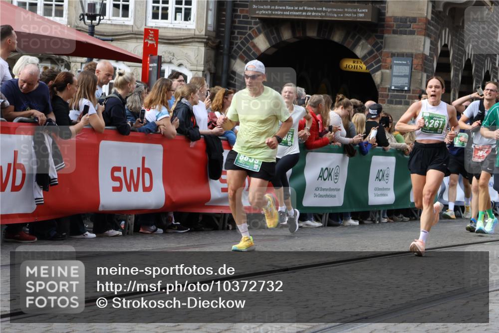 13.09.2026 - 21. swb-Marathon Bremen Strokosch-Dieckow http://msf.ph/oto/10372732 13.09.2026 13:36:57 Ziel 164, 372, 900, 1738, 1880, 1936, 2467, 2673, 2731, 2819, 2823, 3067, 3585, 3815, 4006, 4050, 4182, 4216, 4304, 4414, 4676, 4892, 5061, 5447, 5656, 5781, 5823, 6050, 6280, 6340, 6516, 6527, 6568, 7039, 7229, 7237, 7249, 7344, 7656, 7765, 7808, 8525, 8685, 8723, 8790, 8905, 9658, 9776, 9807, 9899, 10068, 10070, 950, 1285, 1854, 1991, 2241, 2531, 2930, 3732, 3894, 3909, 4261, 4410, 4448, 4932, 4947, 5547, 5577, 6046, 6056, 6431, 6629, 6961, 7006, 7398, 7445, 7937, 8268 meine-sportfotos.de