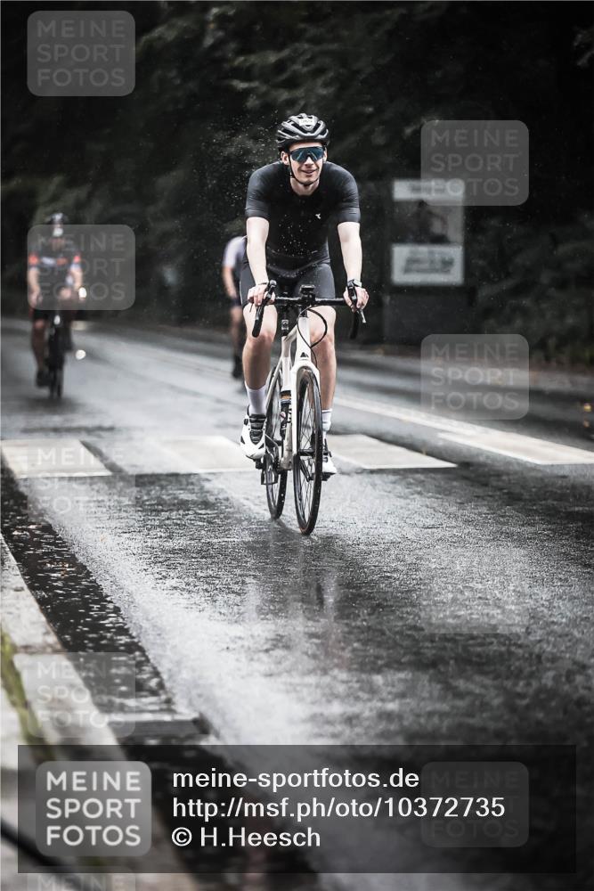 13.09.2026 - Stadtparktriathlon H.Heesch http://msf.ph/oto/10372735 13.09.2026 12:08:33 Radfahren 761, 961, 966, 969, 1058, 1064 meine-sportfotos.de